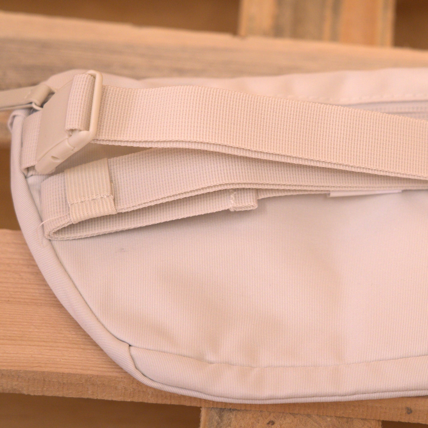 Riñonera Sáhara reciclado