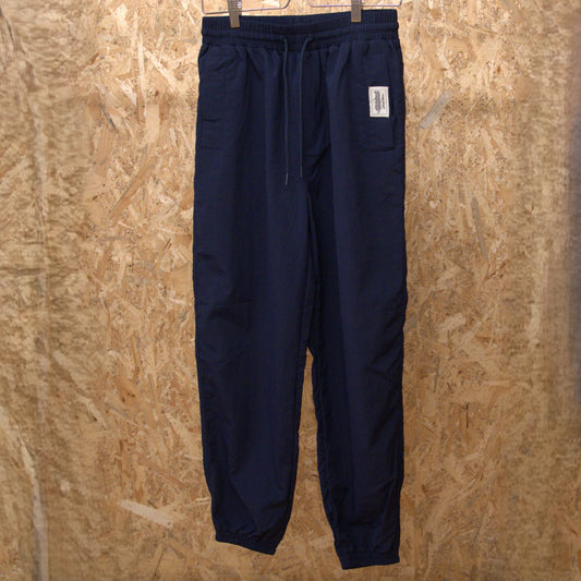 Jogger poliéster reciclado